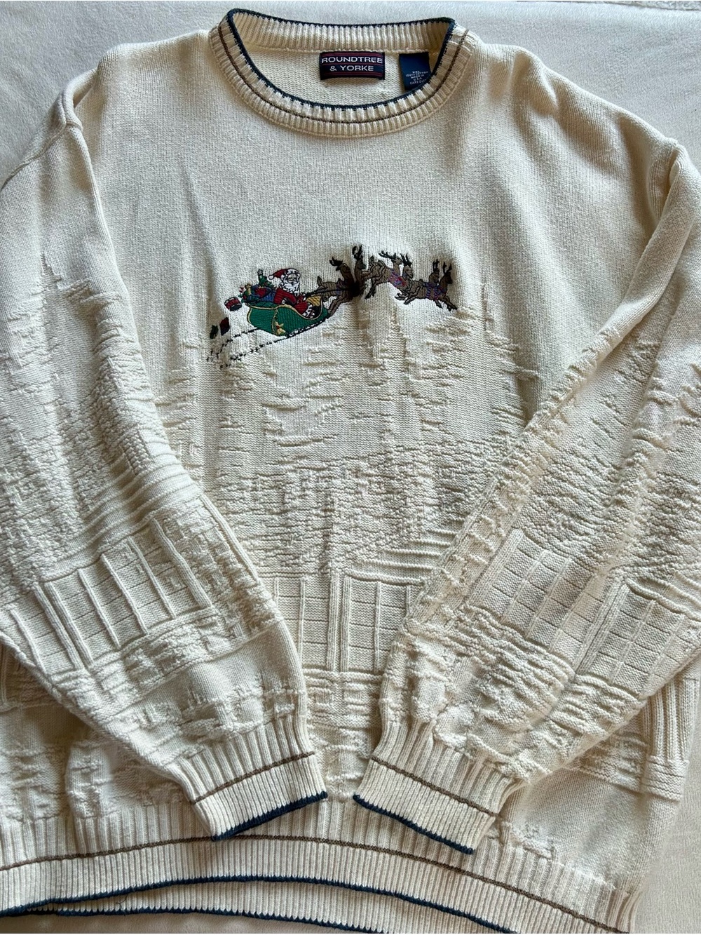 Roundtree & Yorke Vintage Cream Crewneck Sweater with Holiday Embroidery Sz XXL